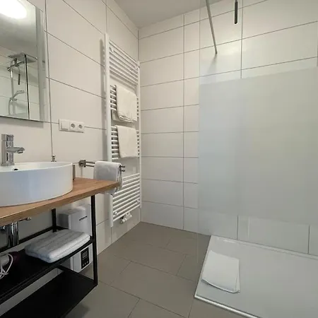 Apartment Gaestezimmer Im Weingut Kissel Gundheim